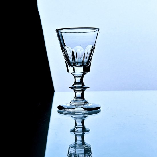 輝くオールドバカラ アルクールのリキュールグラス【1850年代】ショットグラス - Baccarat Amour《バカラムール》