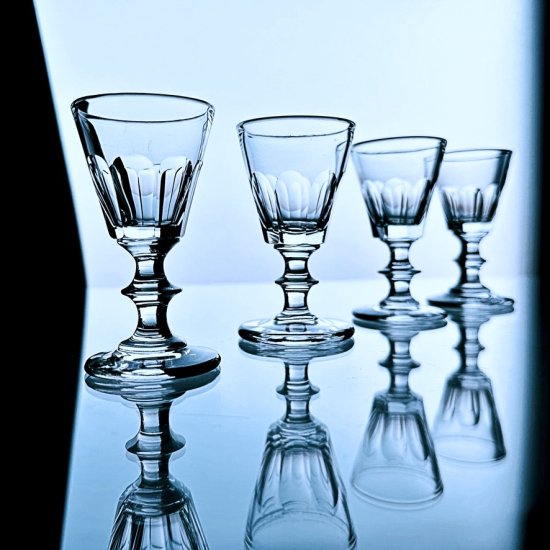 輝くオールドバカラ アルクールのリキュールグラス【1850年代】ショットグラス