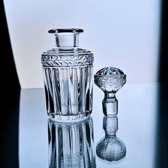 輝くオールドサンルイ ローリエの香水瓶 #55 特大【19世紀後半】-