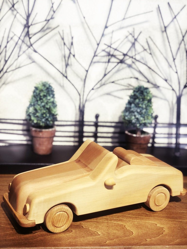 オープンカー・木製おもちゃ・インテリア