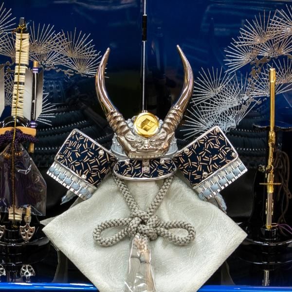 時代物　一山在銘　蜻蛉印伝煙草入　蒔絵煙管筒　銀煙管　村田銘　提げ物　珊瑚玉 時代物 一山在銘 蜻蛉印伝煙草入 蒔絵煙管筒 銀煙管 村田銘 提げ