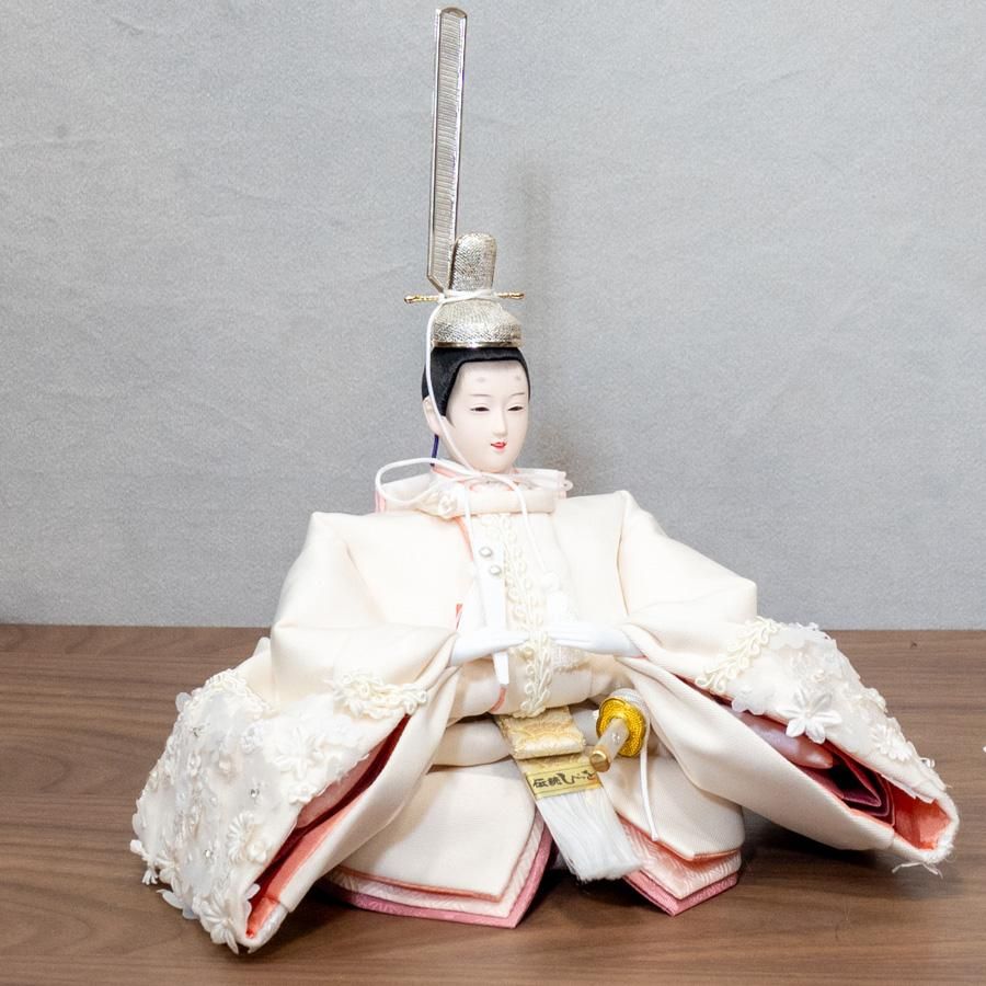 しらゆき雛 | 菊カスミ親王飾り - 人形専門店「ピノキオ翠童