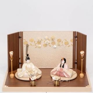 <img class='new_mark_img1' src='https://img.shop-pro.jp/img/new/icons1.gif' style='border:none;display:inline;margin:0px;padding:0px;width:auto;' />一秀作印伝木目込み雛pikkoroシリーズmodan