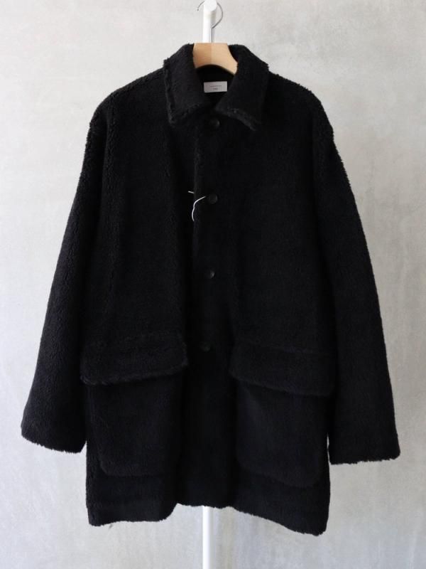 undecorated / WOOL BOA COAT