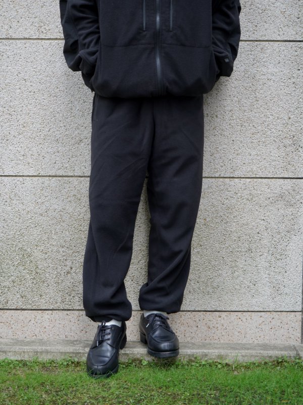 DAIWA PIER39（ダイワピア）TECH FLEECE PANTS（BLACK）公式通販 | 1LDK annex | IZUMIYA  ONLINE STORE