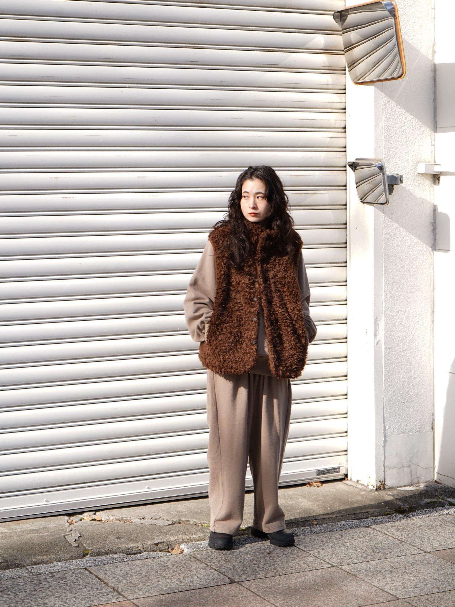 トップス refomed / CASTRO BOA VEST BROWN refomed [ CASTRO BOA VEST ] BROWN | ロイド・エフダブリュー