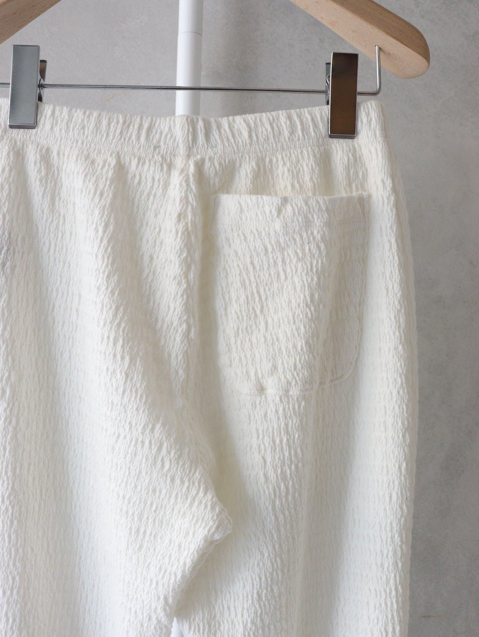 PHEENY（フィーニー）Cotton shirring flared pants / WHITE