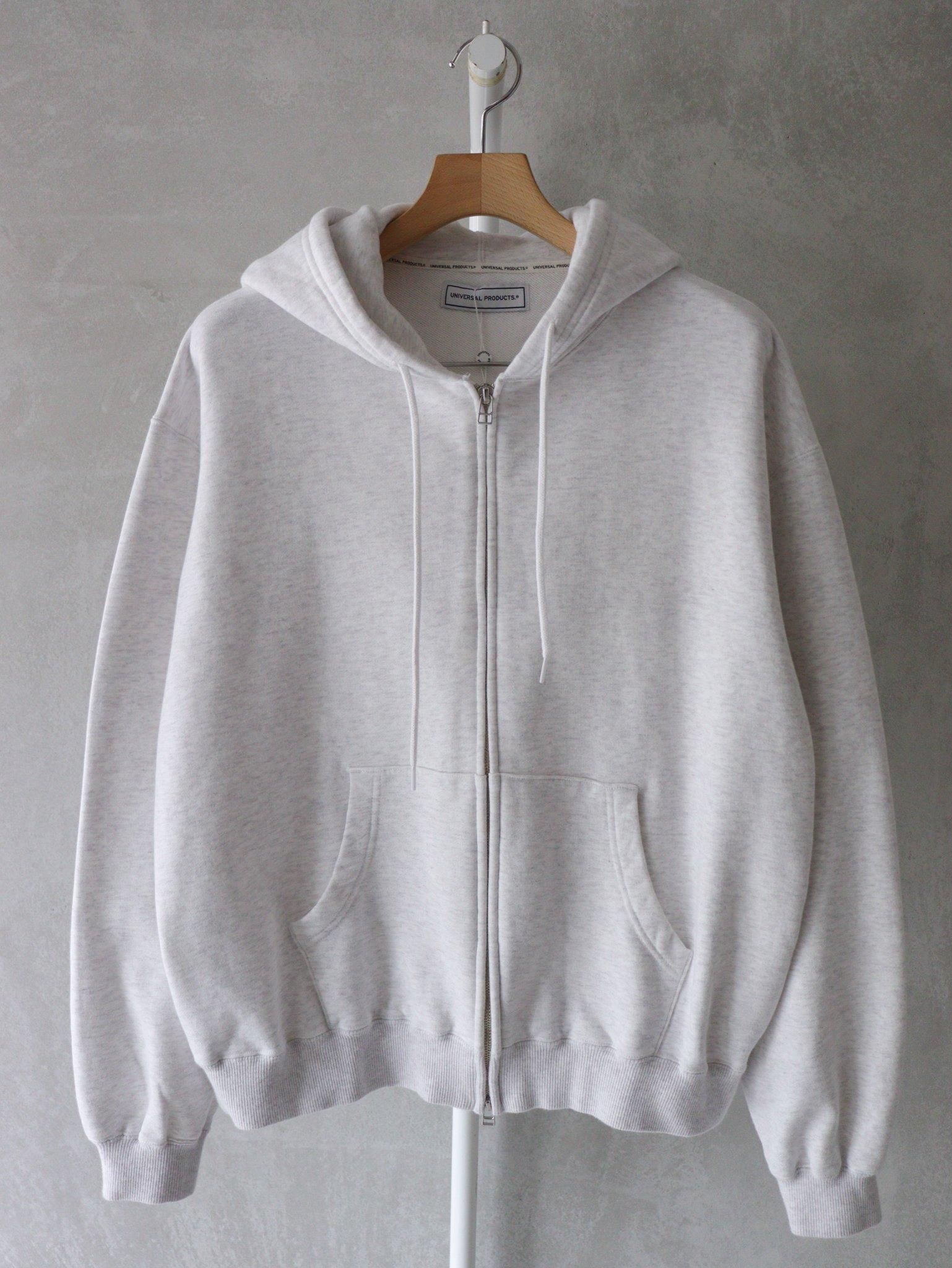 UNIVERSAL PRODUCTS.（ユニバーサルプロダクツ）JUMBERCA ZIP UP SWEAT