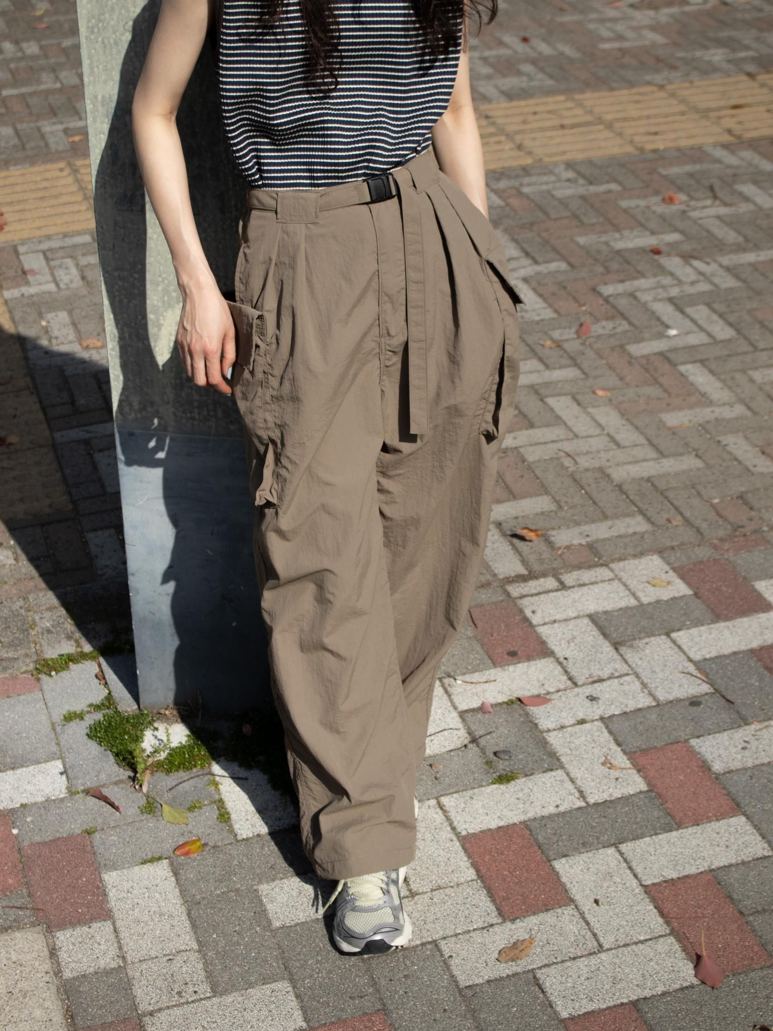 PHEENY（フィーニー） Nylon taffeta military pants / KHAKI