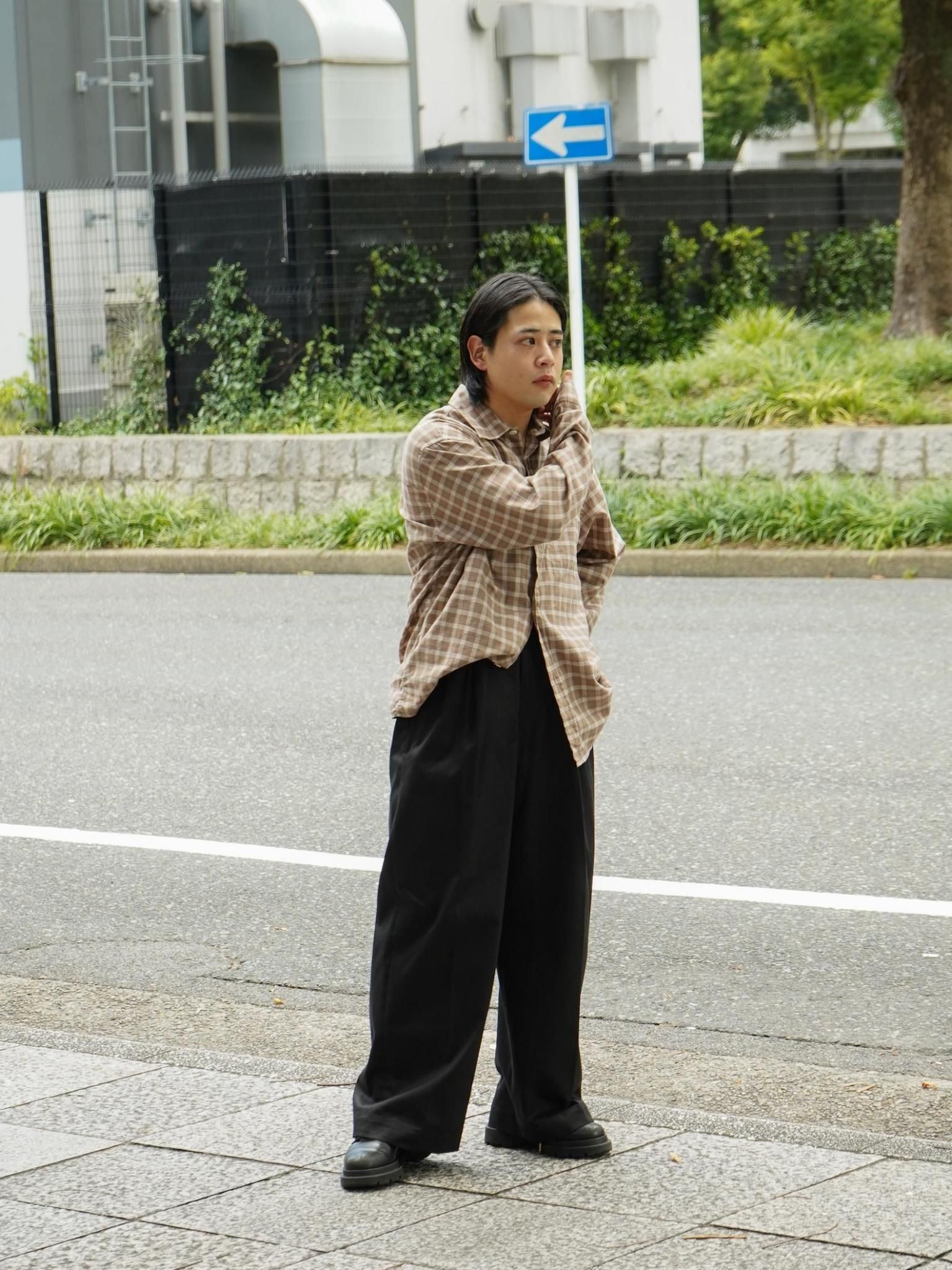 UNIVERSAL PRODUCTS.(ユニバーサルプロダクツ)2TUCK CHINO WIDE