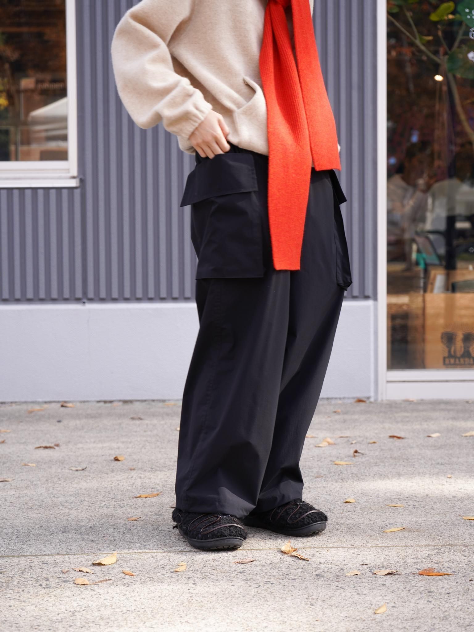 PHEENY（フィーニー） High strech taffeta gathered pants / BLACK