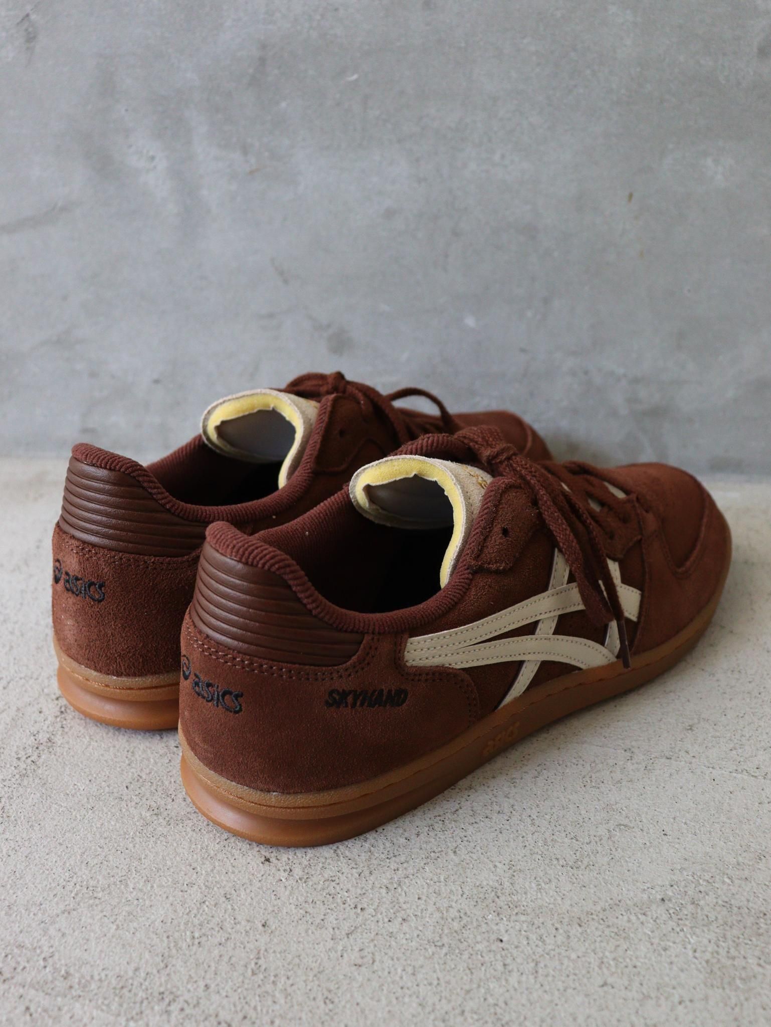 ASICS 
