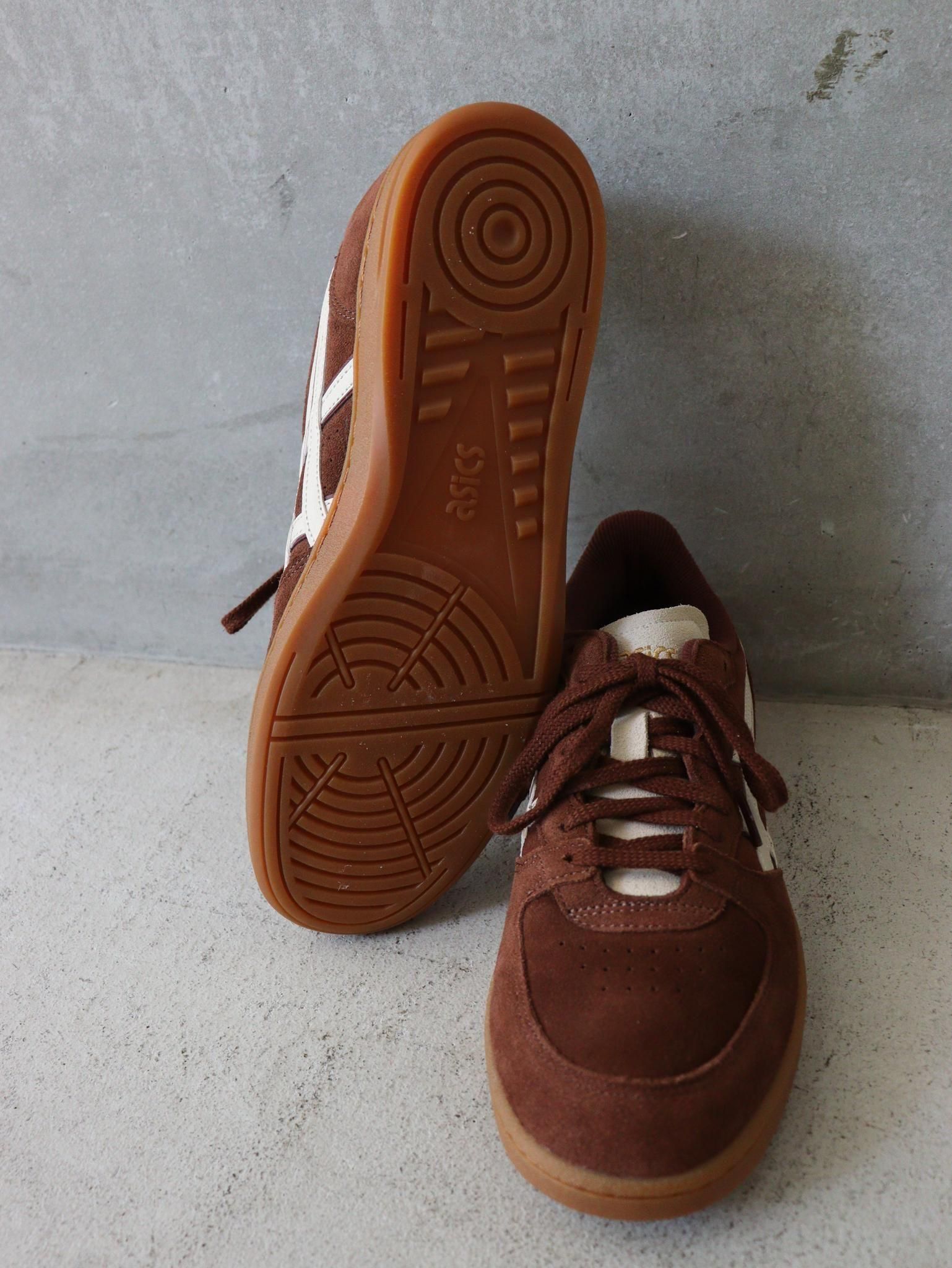 ASICS 