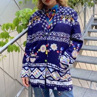 <img class='new_mark_img1' src='https://img.shop-pro.jp/img/new/icons20.gif' style='border:none;display:inline;margin:0px;padding:0px;width:auto;' />Colorful Beads Ethnic Jacket