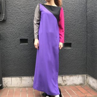<img class='new_mark_img1' src='https://img.shop-pro.jp/img/new/icons20.gif' style='border:none;display:inline;margin:0px;padding:0px;width:auto;' />Color Sleeve Maxi Dress
