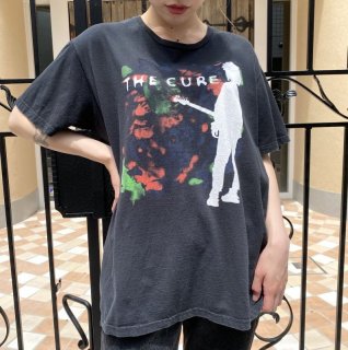 <img class='new_mark_img1' src='https://img.shop-pro.jp/img/new/icons20.gif' style='border:none;display:inline;margin:0px;padding:0px;width:auto;' />The CURE T-shirt