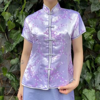 <img class='new_mark_img1' src='https://img.shop-pro.jp/img/new/icons20.gif' style='border:none;display:inline;margin:0px;padding:0px;width:auto;' />Lavender China Shirt