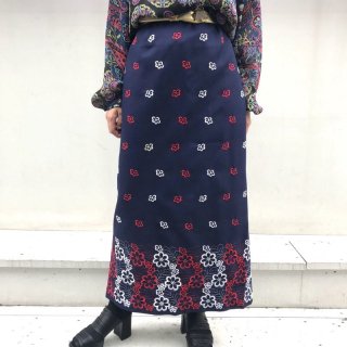 Flower Embroidery Maxi Skirt