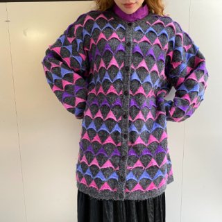 triangle border angora knit cardigan