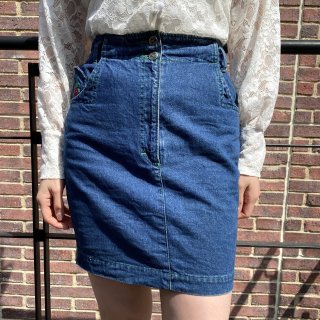 embroidery pocket denim mini skirt