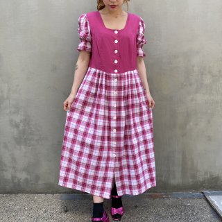 <img class='new_mark_img1' src='https://img.shop-pro.jp/img/new/icons20.gif' style='border:none;display:inline;margin:0px;padding:0px;width:auto;' />Pink Check Puff Sleeve Dress