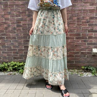 Sweet Flower Tiered Skirt