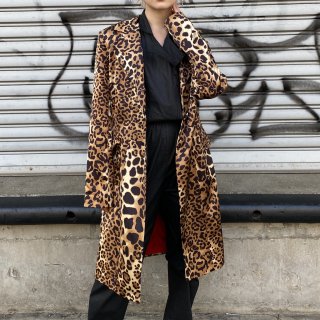 Cahe leopard coat