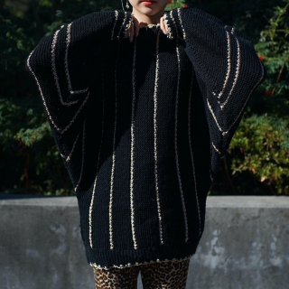 80's dolman sleeve gold line knit sweater