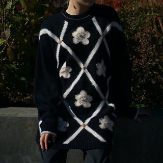 Flower grid knit sweater