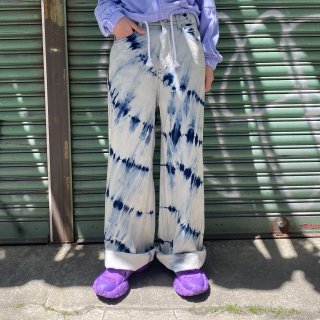 <img class='new_mark_img1' src='https://img.shop-pro.jp/img/new/icons11.gif' style='border:none;display:inline;margin:0px;padding:0px;width:auto;' />Bleach wide denim pants