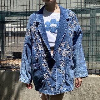 <img class='new_mark_img1' src='https://img.shop-pro.jp/img/new/icons11.gif' style='border:none;display:inline;margin:0px;padding:0px;width:auto;' />80's chemical denim pearl jacket