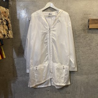NIKE white zip jacket