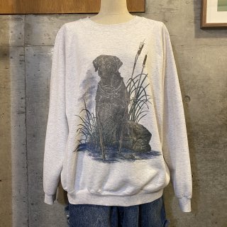 <img class='new_mark_img1' src='https://img.shop-pro.jp/img/new/icons11.gif' style='border:none;display:inline;margin:0px;padding:0px;width:auto;' />Labrador Retriever ash gray sweatshirt