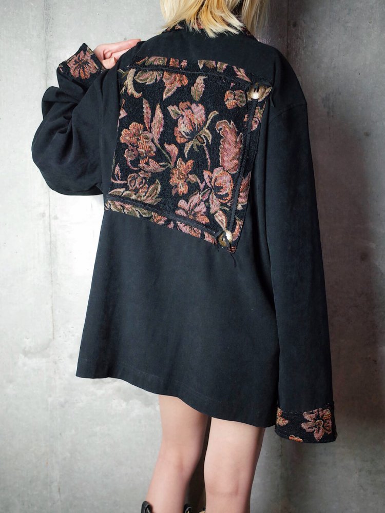 Black Gobelin Patch Big Silhouette Jacket