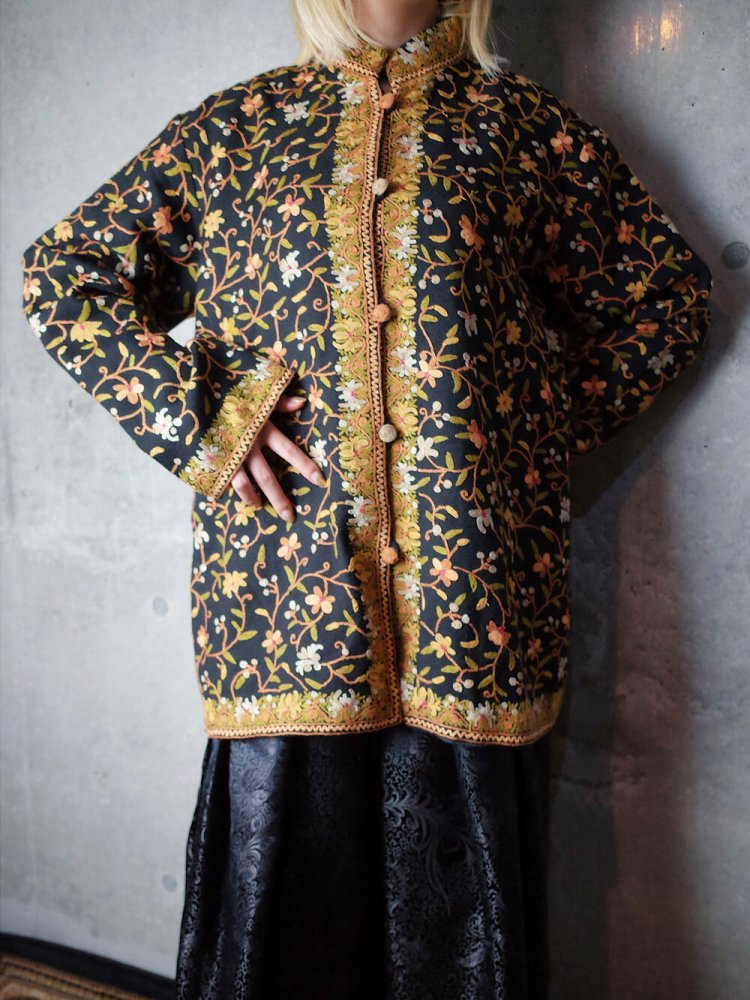 Embroidery Mao Collar Jacket