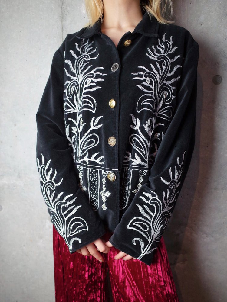 Black Velvet  White Embroidery Jacket