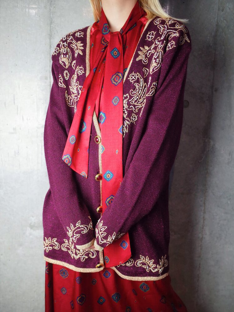 Bijou Embroidery Knit Cardigan