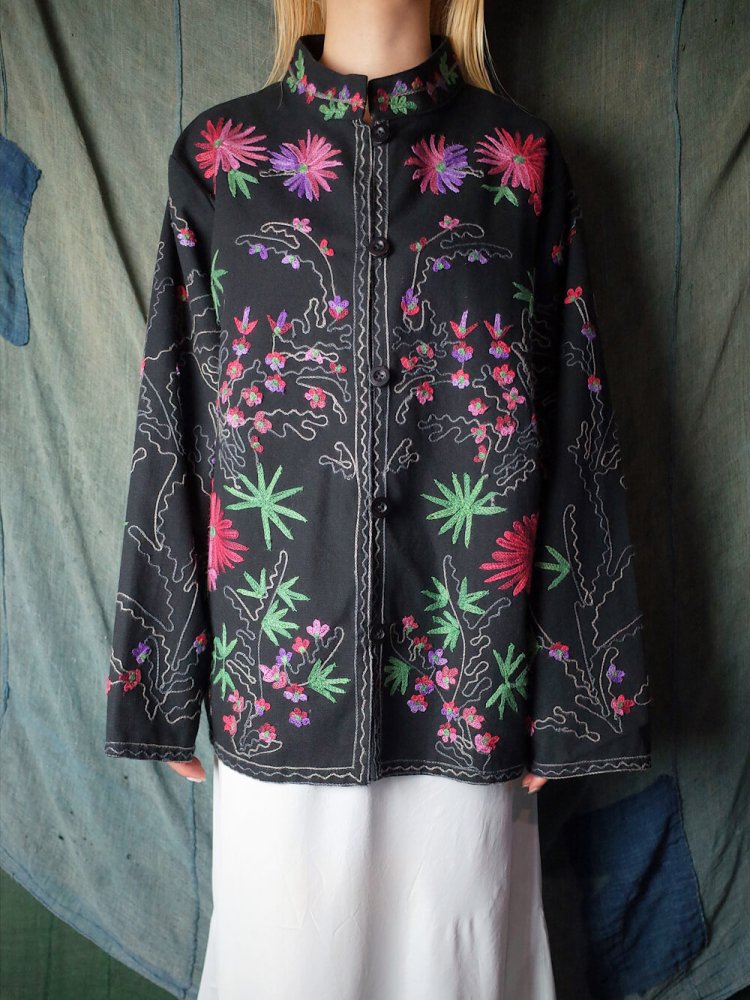 Embroidery Mao Collar China Shirt