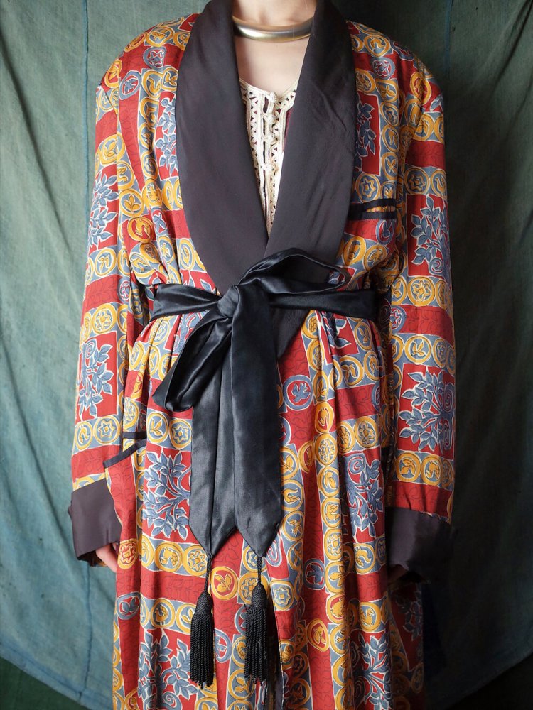 c.1950s Classic Print Pattern Silk Luxury Smoking Gown