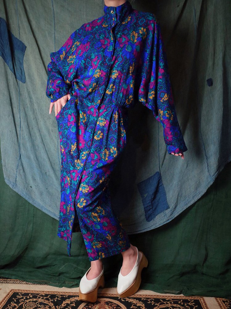 Flower & Arabesque Rayon Dolman Dress