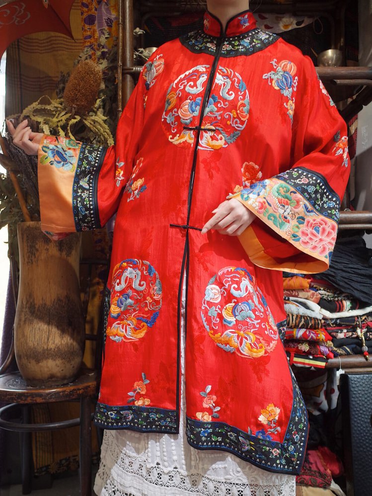 c.1940s Chinese Embroidery Silk Jacket