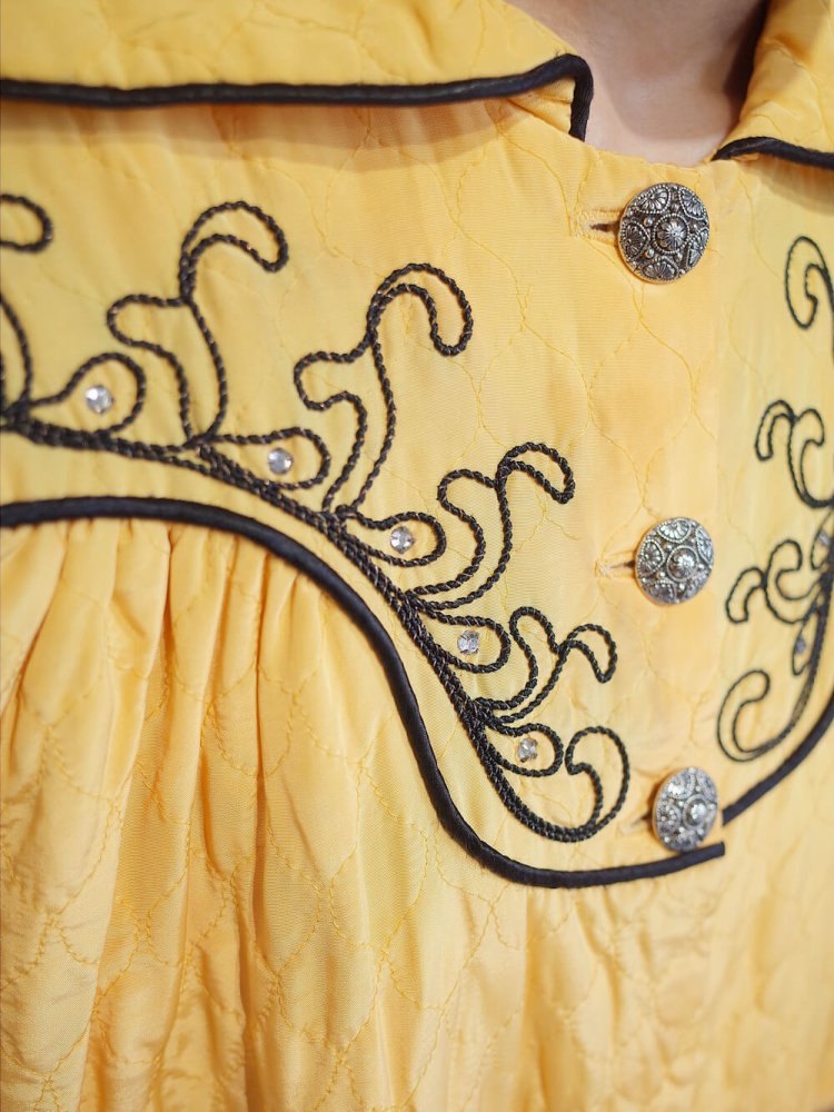 c.1940s Yellow Quilting Embroidery Gown / Dress