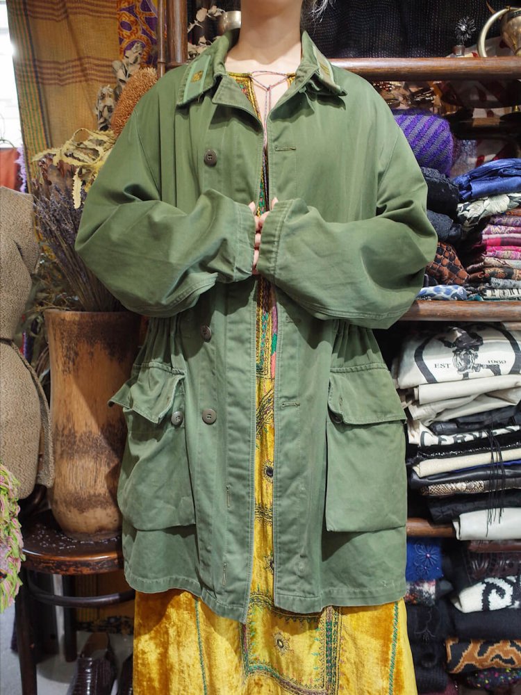 Emblem Military Aging Coat