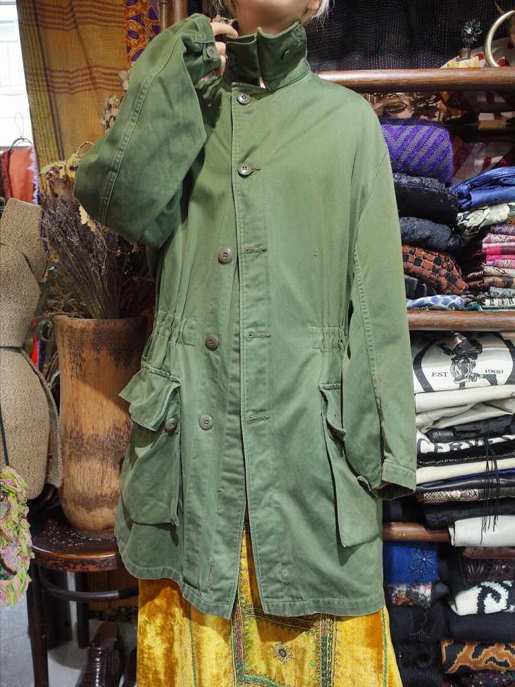 Emblem Military Aging Coat