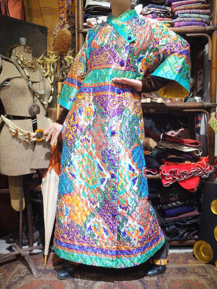 c.1970s Oriental Arabesque Quilting Gown Dress