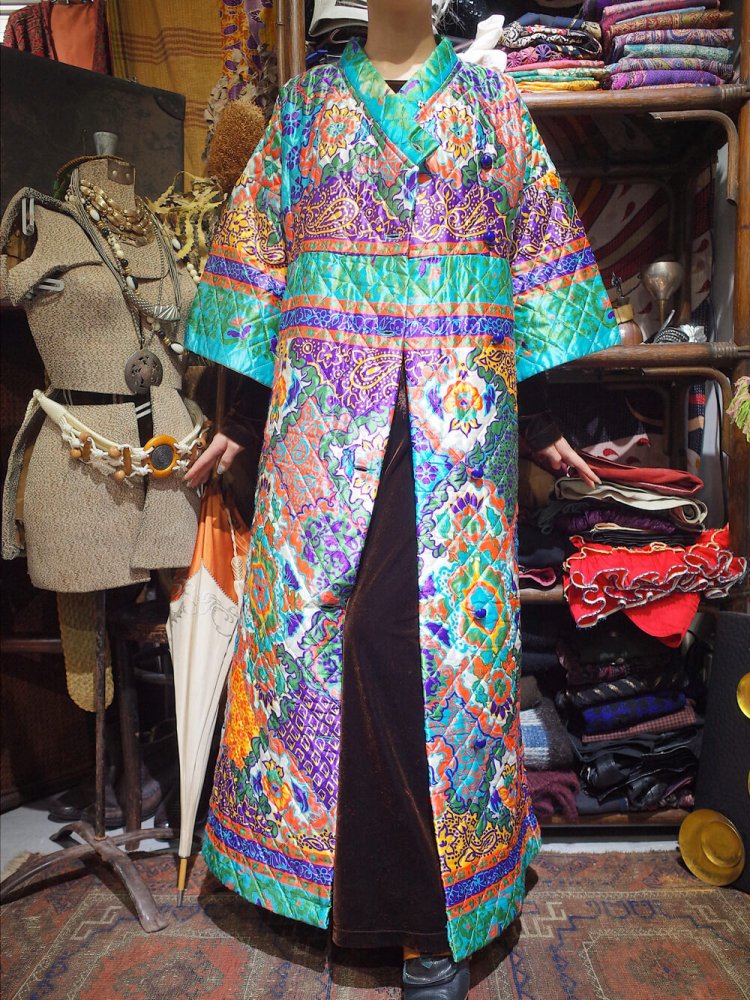 c.1970s Oriental Arabesque Quilting Gown Dress