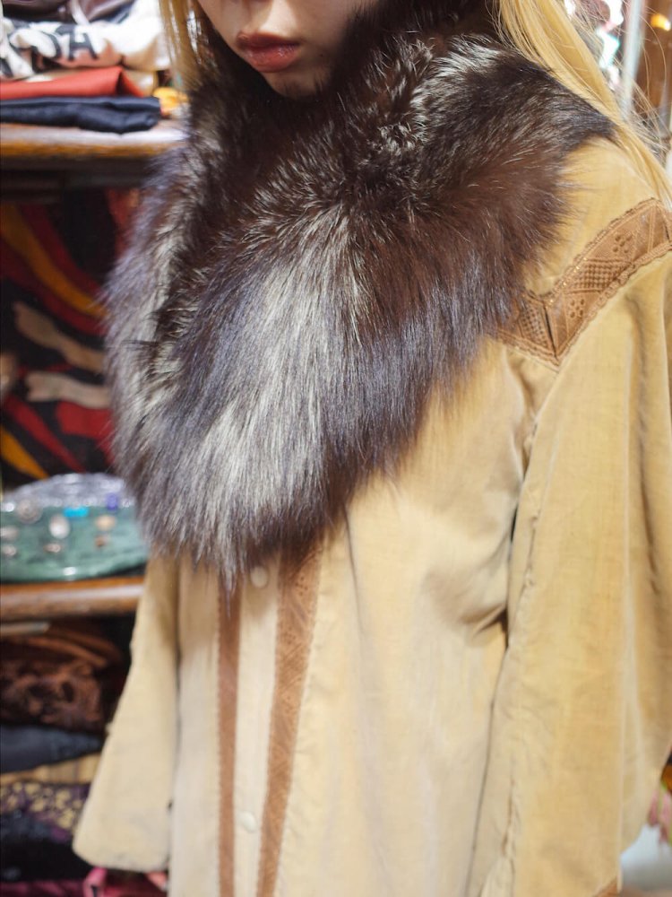 SAGA FOX Fur Shawl