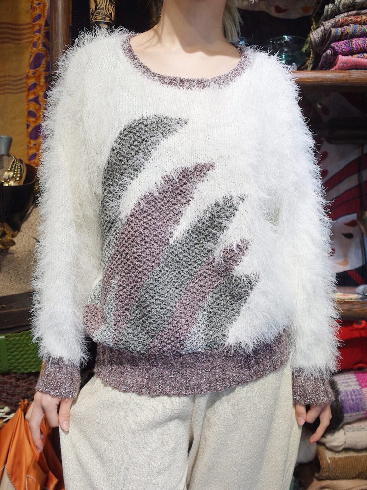 Moke Moke Shaggy Knit Sweater