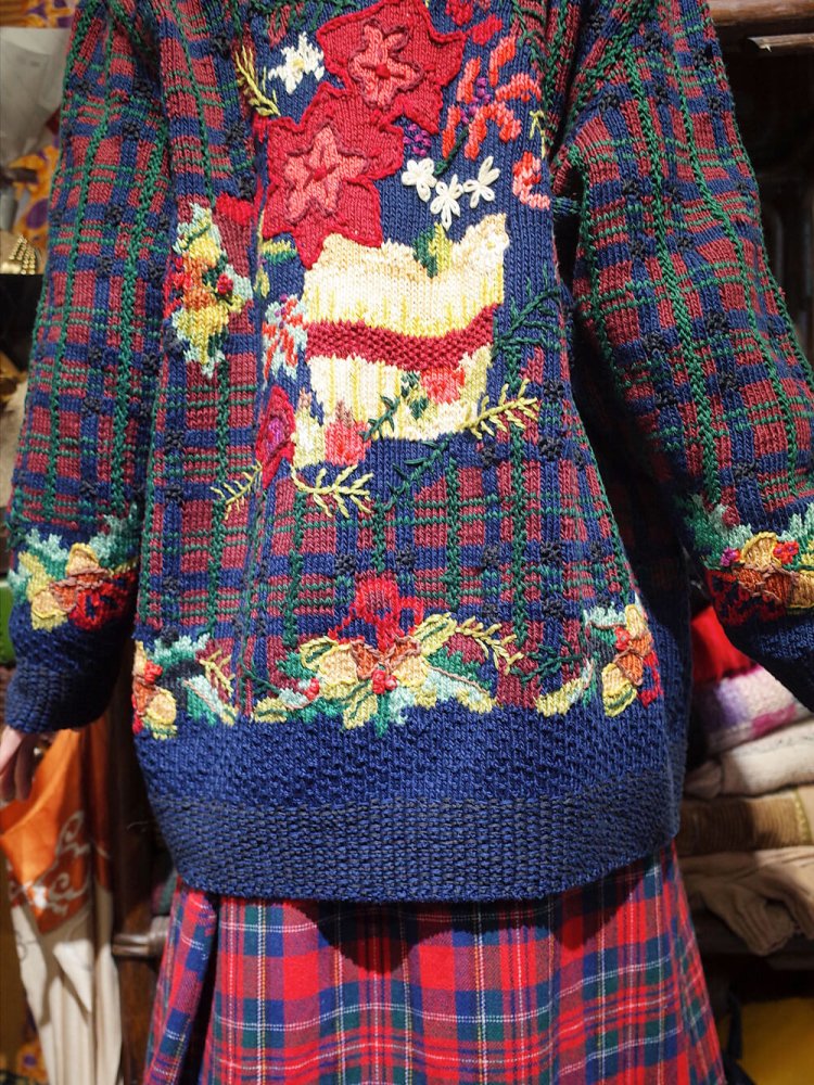 Hand Knitted in URUGUAY Plaid  Flower Knit Cardigan