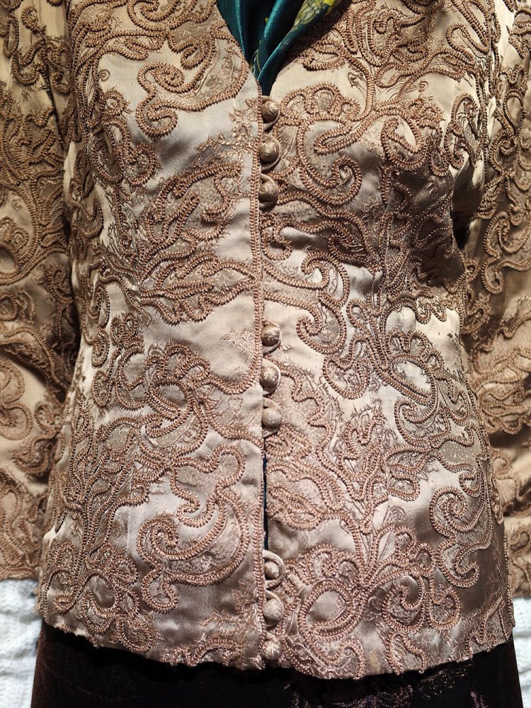 Solid Embroidery Champagne Gold Jacket